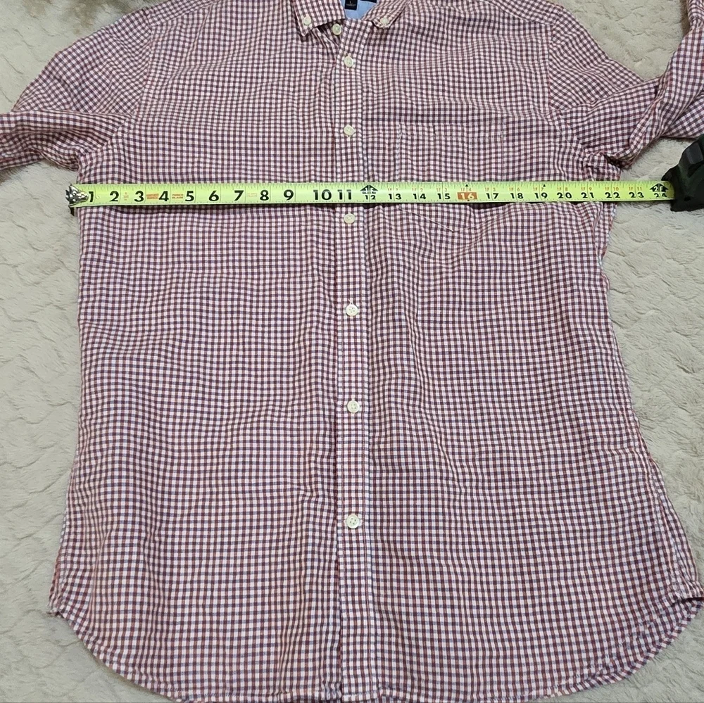 Banana Republic Men's Red & Blue Checked Collared Button-Up Dress Shirt, Size L